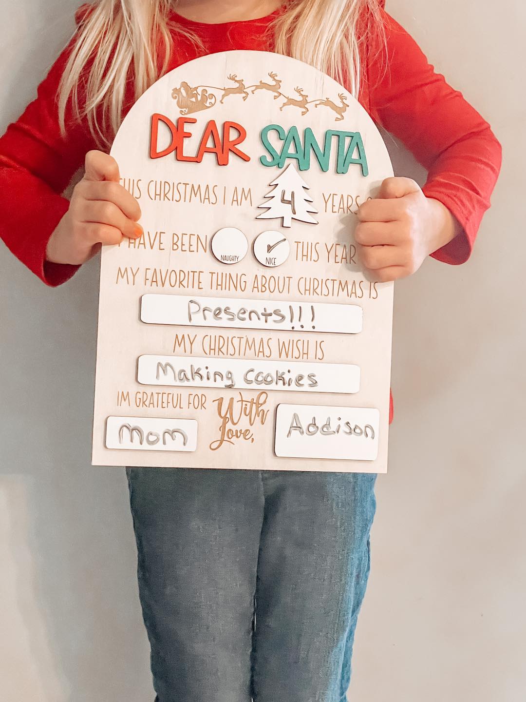 Dear Santa Sign – Yearly Photo Prop